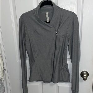 lululemon athletica Women's Gray Asymmetrical Zip-Up Hoodie